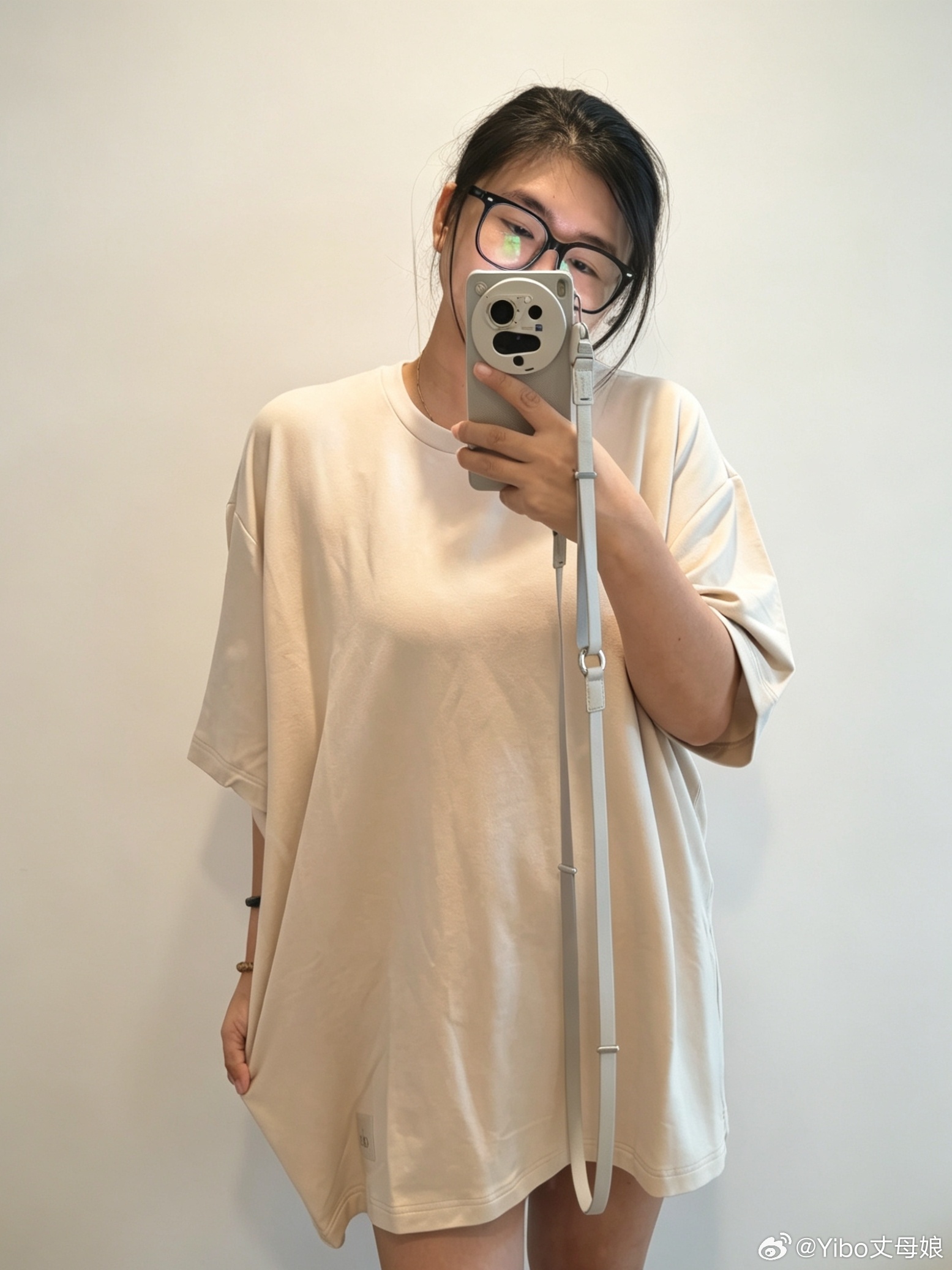 王一博ALO全球品牌大使穿XL码防睡衣，面料无敌舒服，软糯弹性极好，很喜欢。​​