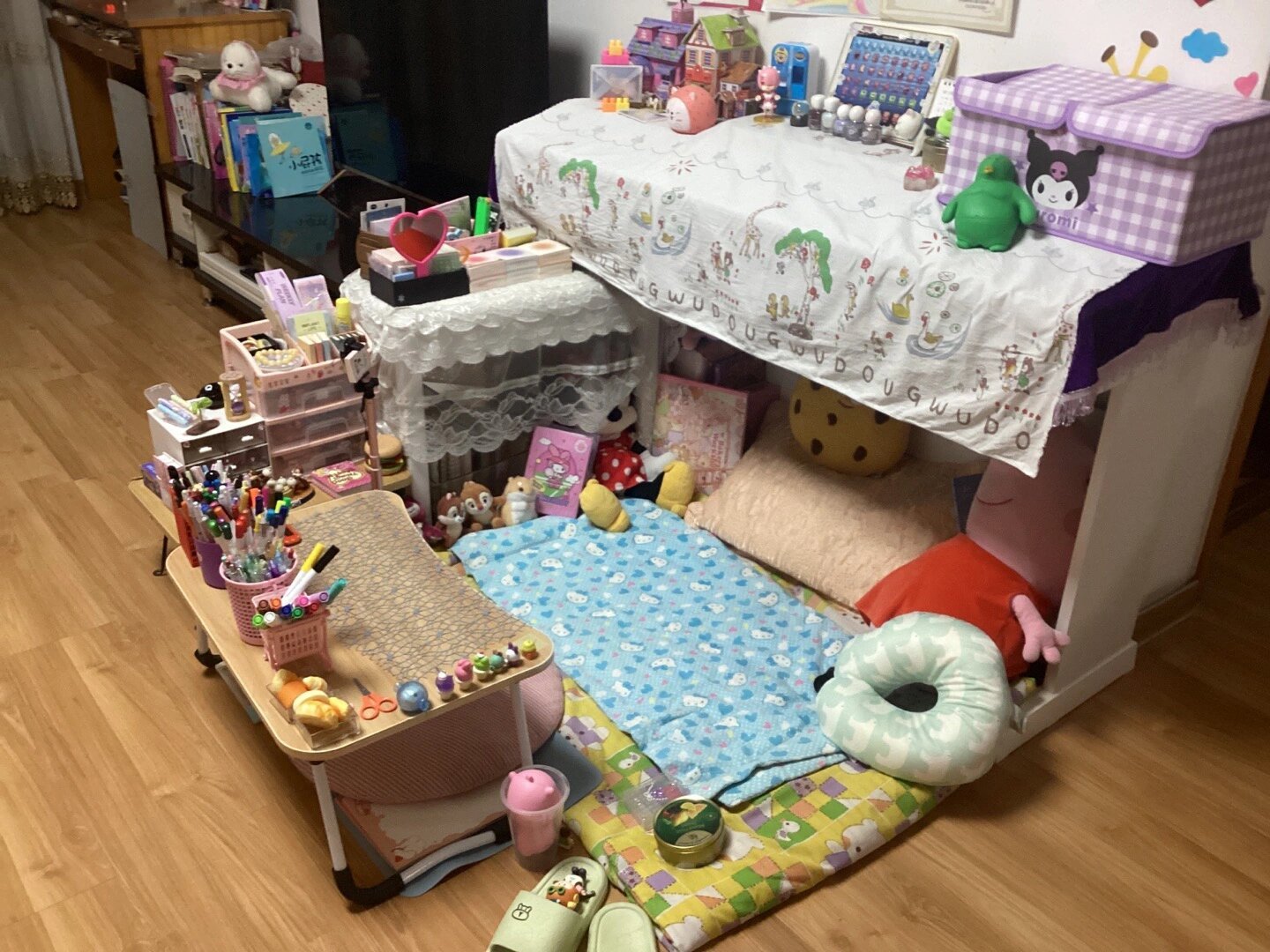 小时候最想要的秘密基地🥺🥺🥺充满安全感的小角落#转发接龙开新年##新浪育儿