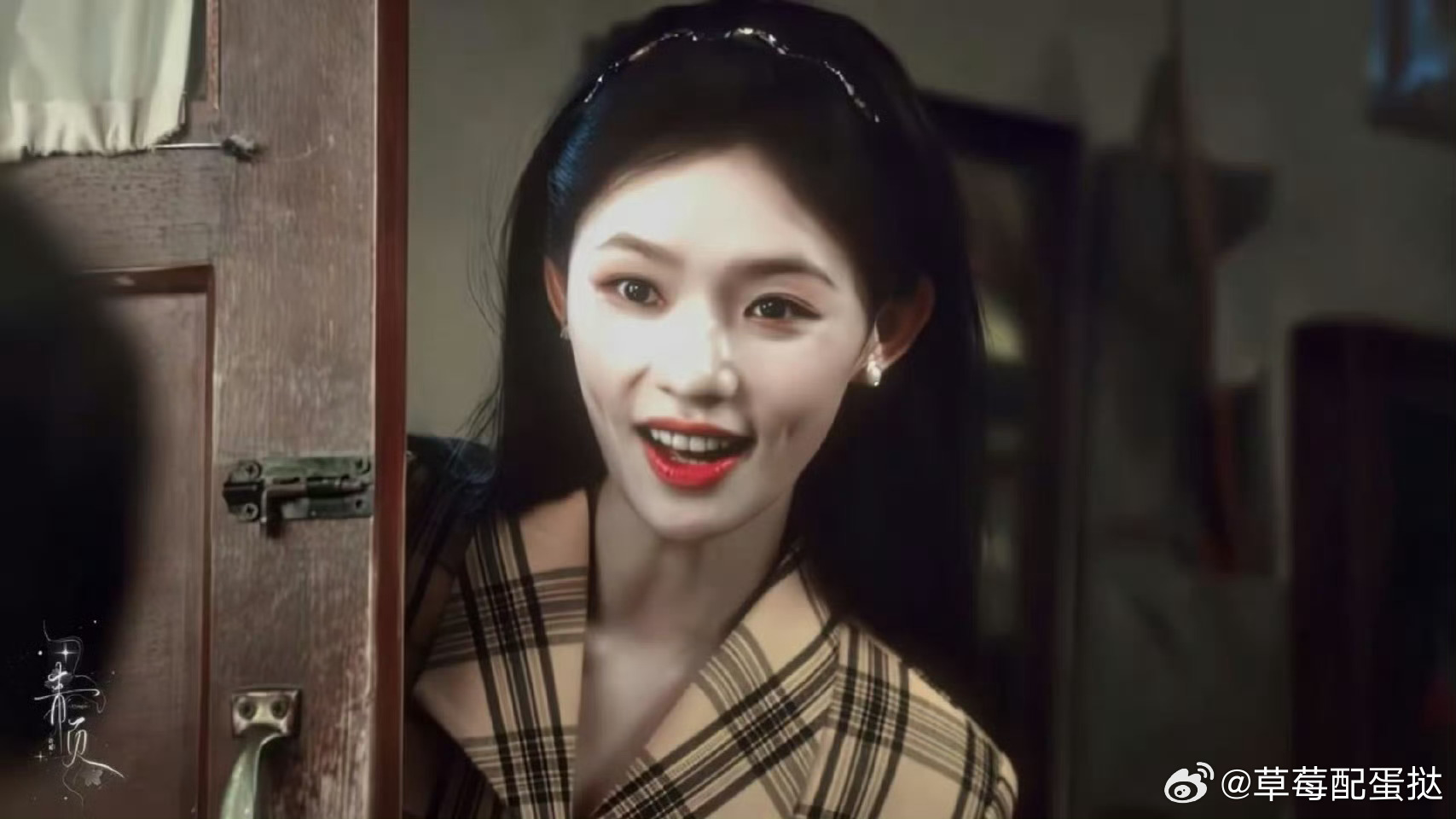 林允跳舞镜头林允这段跳舞真的自带灵气！不刻意不做作，鲜活又自然，简单穿搭都能跳出