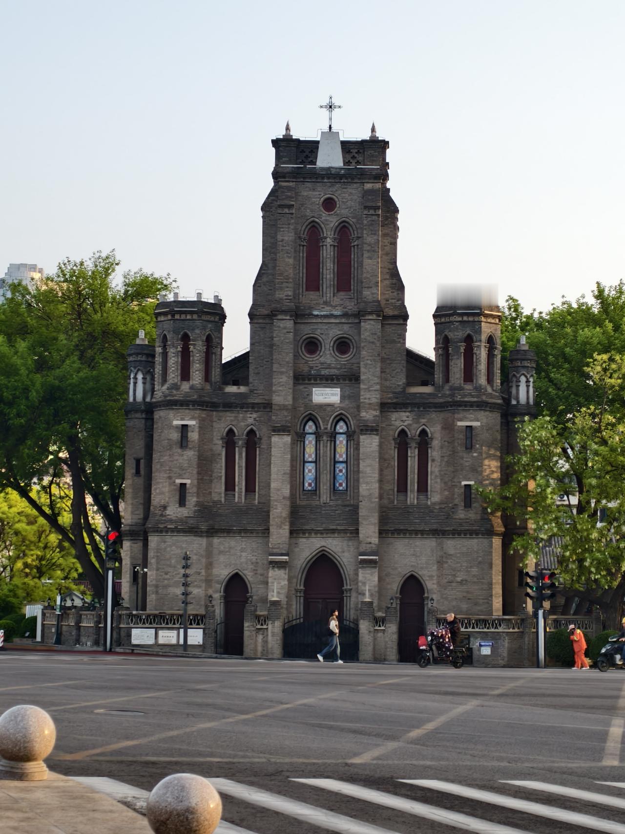 天津海河边的望海楼也是本地有特色的建筑！