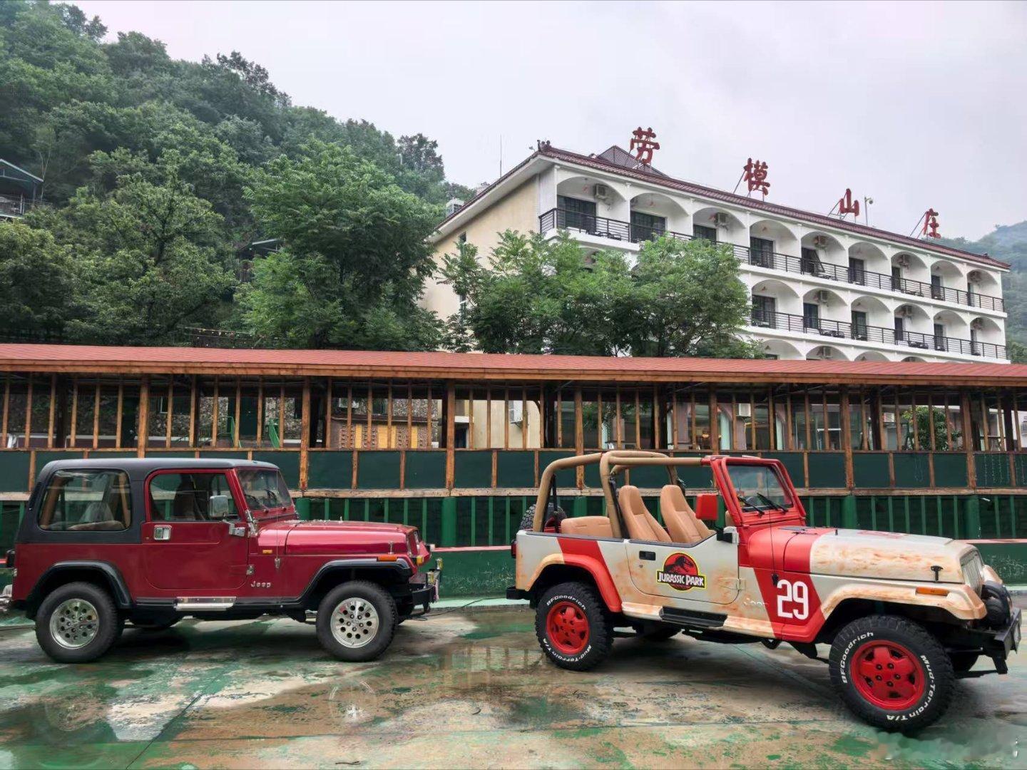 到家了，这回有那么点意思了[嘻嘻]jeep牧马人侏罗纪公园  ​​​