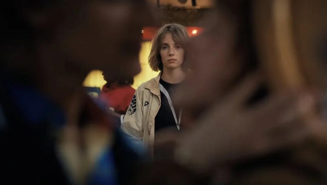 Maya hawke结婚我be like
怪奇物语 Mayahawke