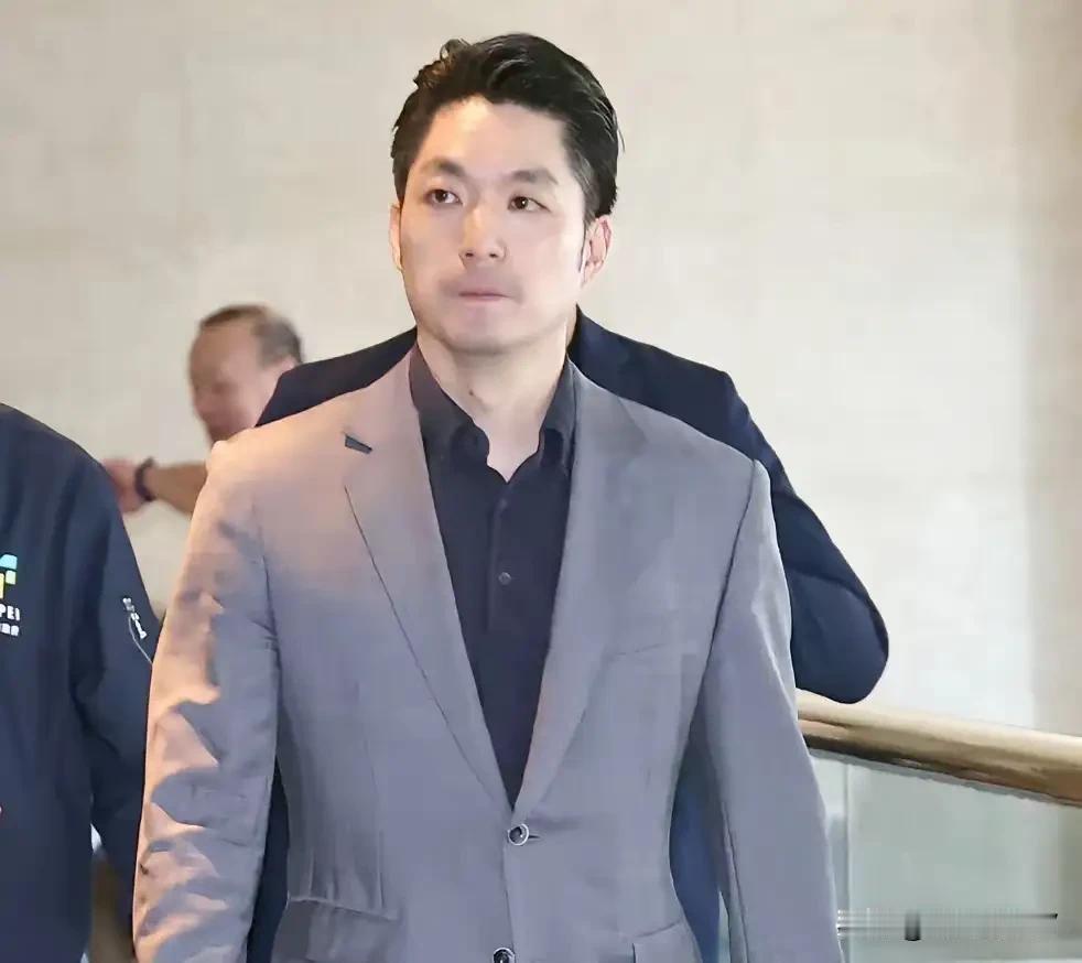 面对赖清德提名新的“监察院长”和“监委”名单，中国国民党籍台北市长蒋万安抛出“先