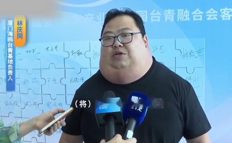 我去，真有人长这样，不是AI特效，这哥们是不是得了什么罕见病？ 