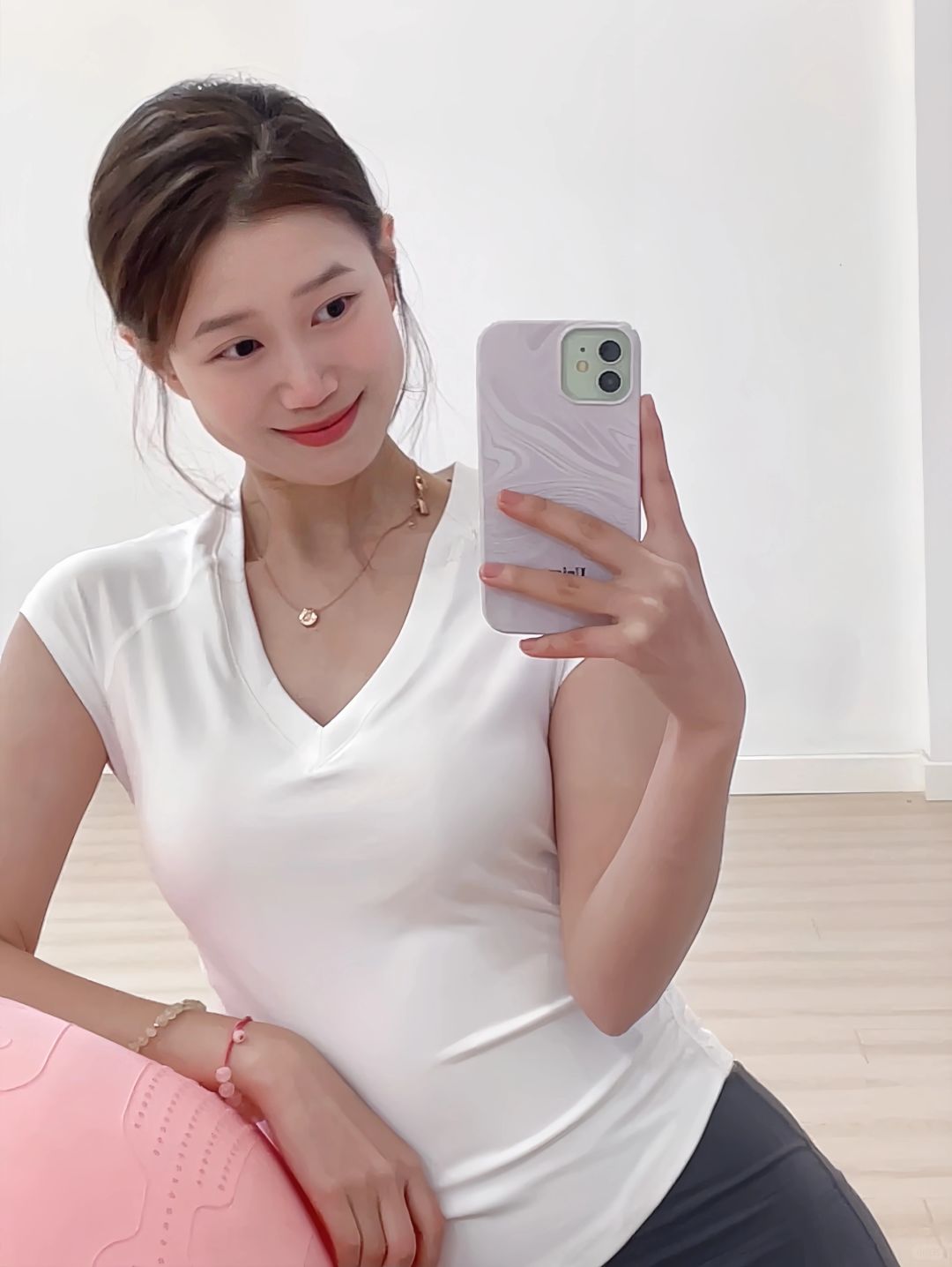 衣服越简单越搭～