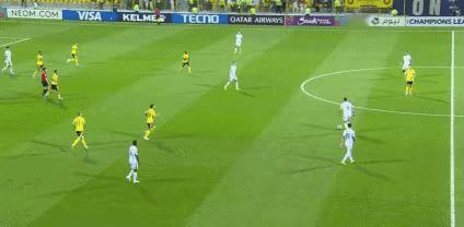 5-1大胜对手晋级亚冠二决赛，恭喜C罗，沙特零冠尴尬记录要结束了！以利雅得胜利的