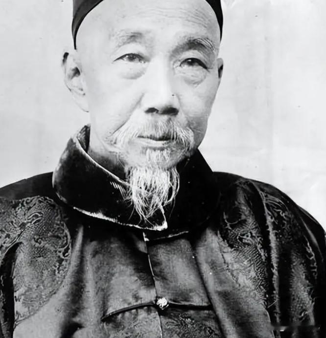 《江海潮生》中，刘坤一两江根基深厚、手握实权；张之洞名望更高，擅长洋务规划。张謇