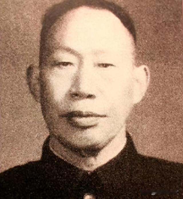 “贵州王”王家烈在西南诸军阀中是势力比较弱的。当红军长征到贵州，他既怕红军留下来