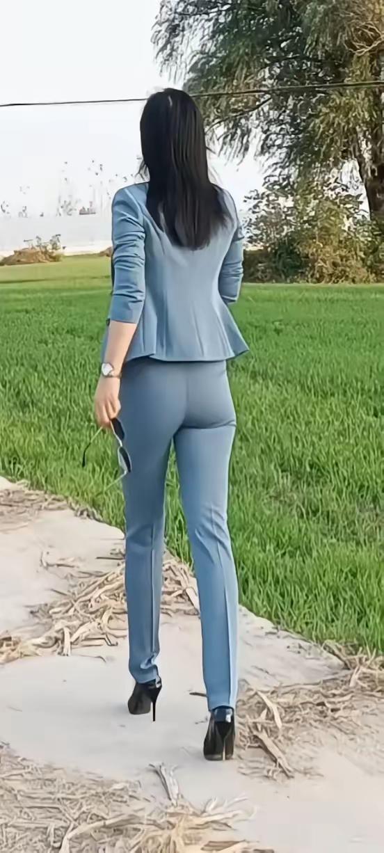 远去的背影