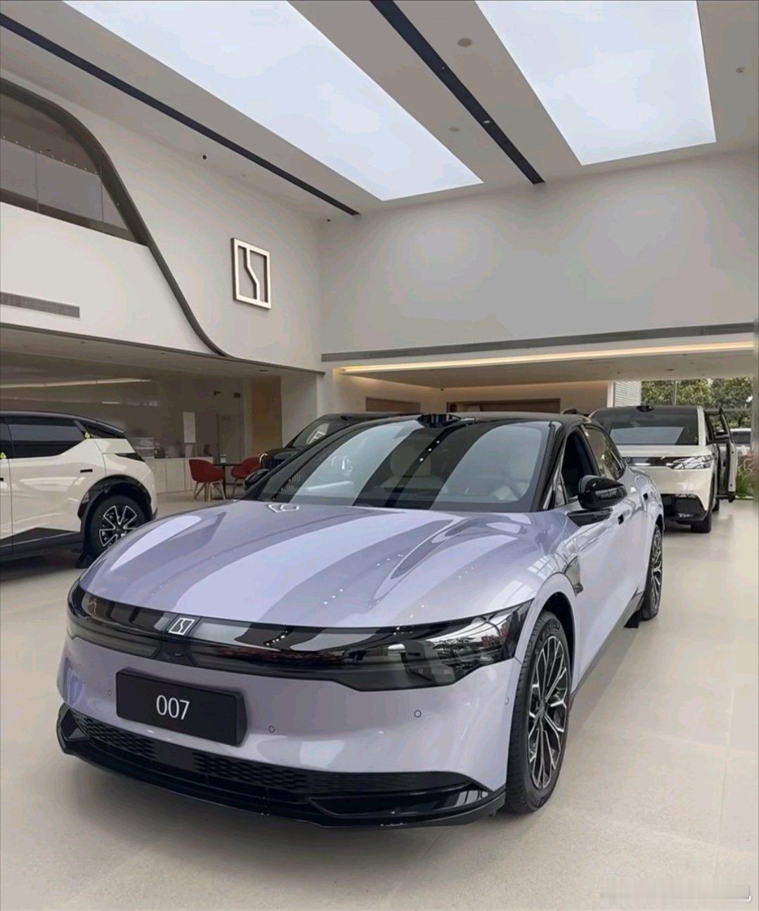 搞半天007取消的星际紫车漆给银河拿去用了是吧极氪极氪大v聊车