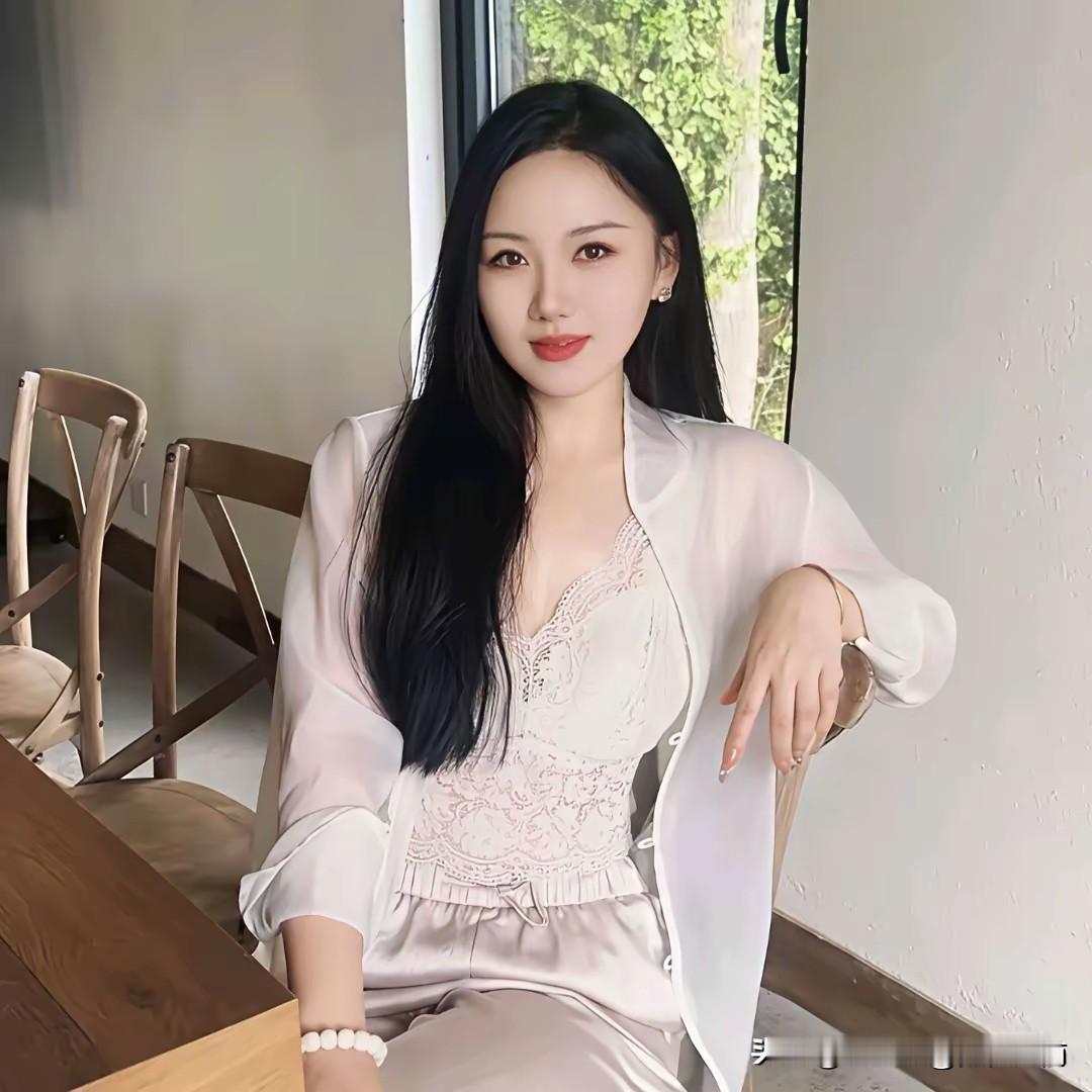 优雅气质，轻奢生活，品味穿搭