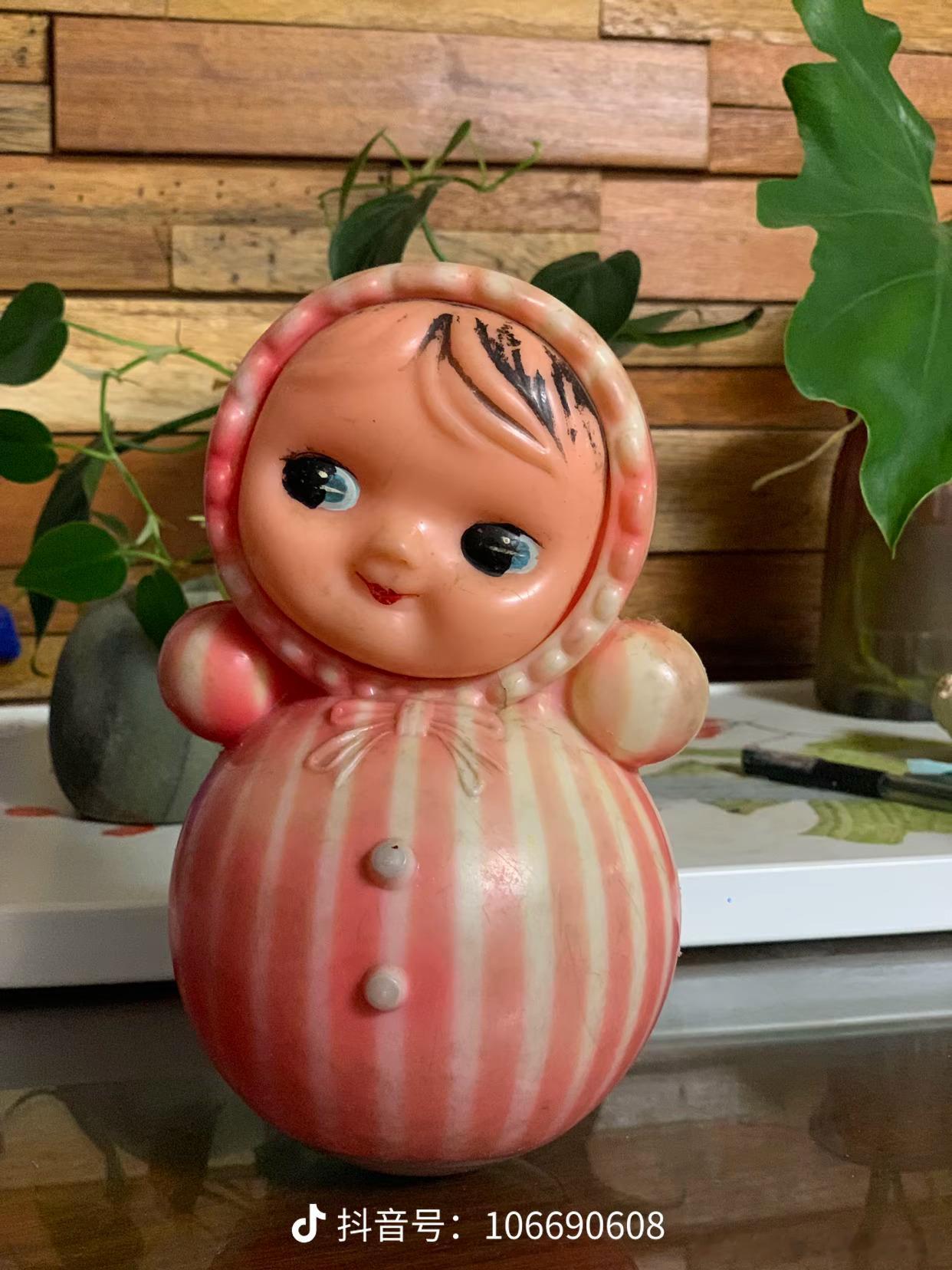 玩过这个娃娃的都多大年龄了啊！