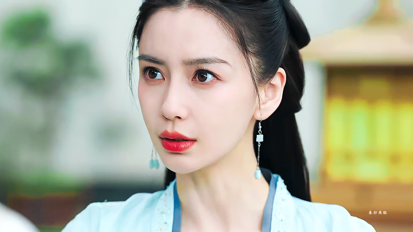 angelababy angelababy “在风华正茂的年纪，遇见了你这束最温