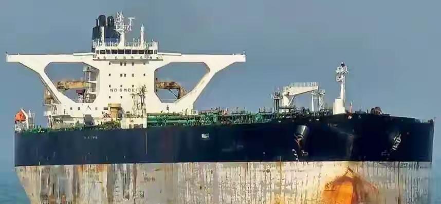 硬刚俄舰护航？美派海豹部队抢油轮，特朗普：委石油只能流向美国