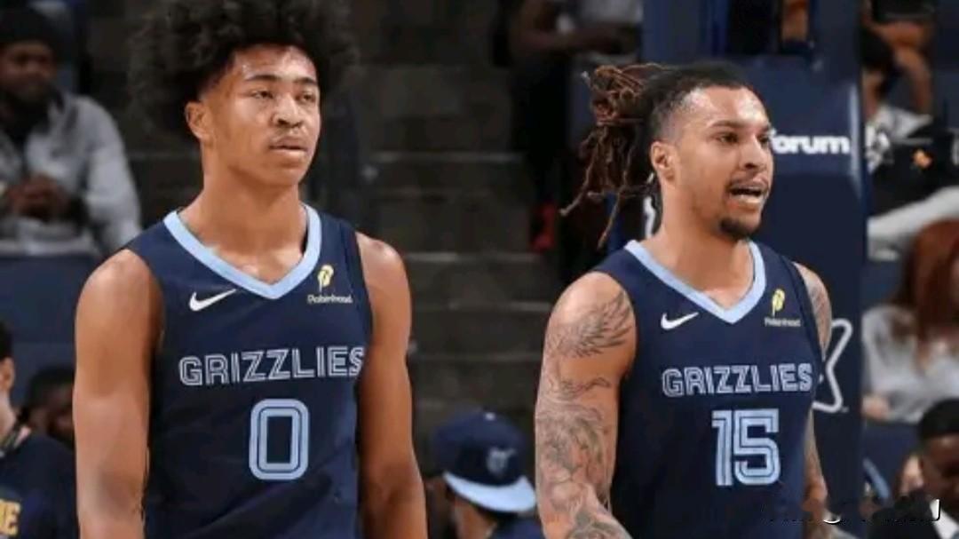 克拉克不幸去世的原因大概跟心理有关，频繁受伤和队内动荡导致的。

灰熊球员克拉克