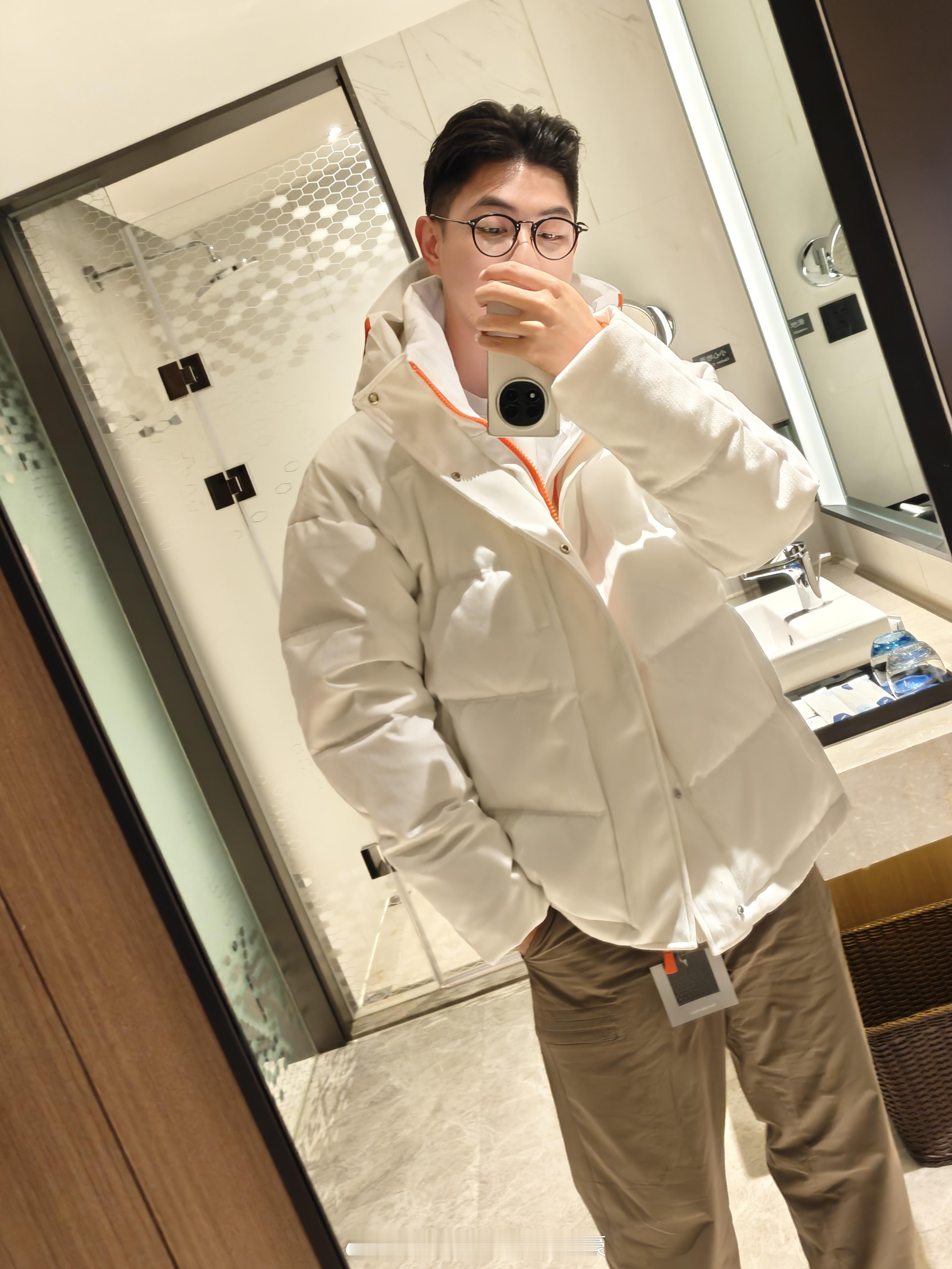 上身，好看。哎呀，穿过了那就不抽了 