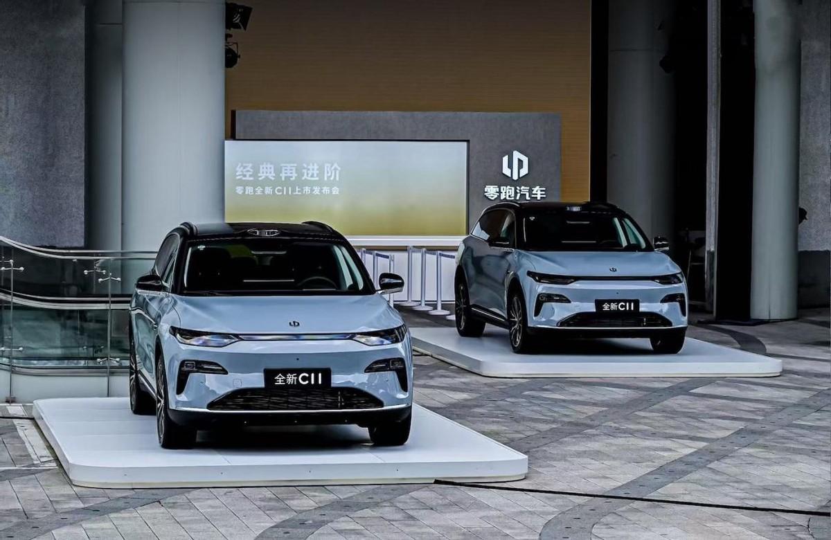 冬季选新能源车如何无焦虑？
 
冬季用车，尤其是选新能源SUV，一怕续航不够、二