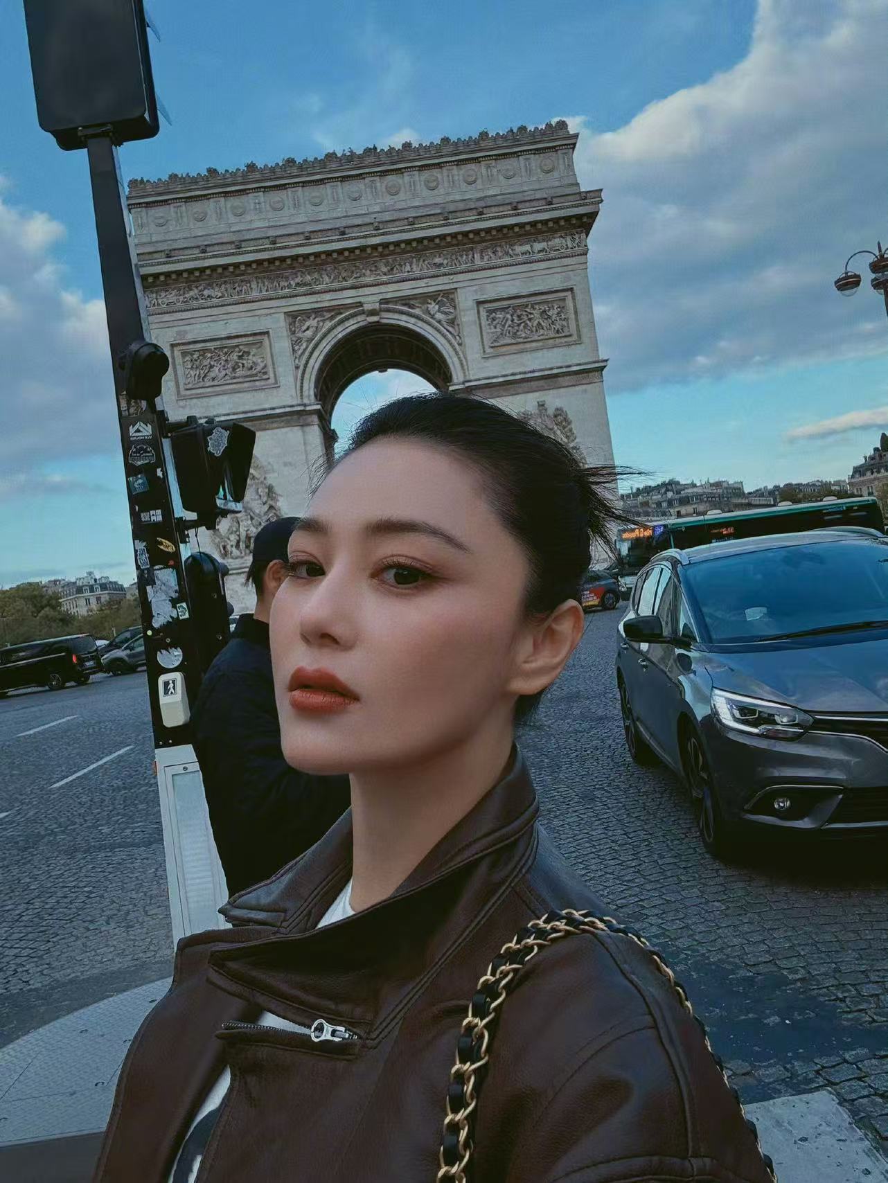 张馨予演我减肥张馨予今天人设是超模下班张馨予今天人设是超模下班，哈哈，好看 ​​