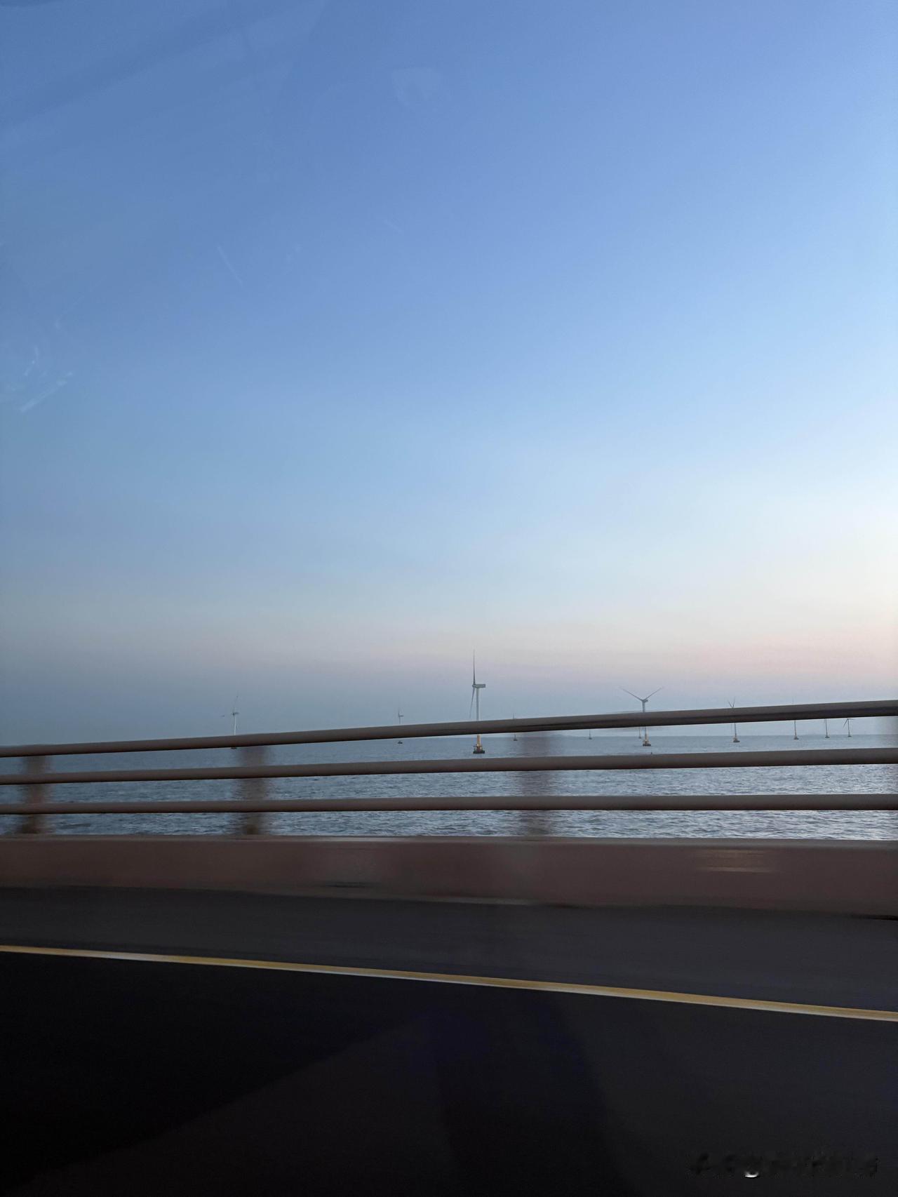 本人无法结婚的几大原因
1. 本人是高敏感高内耗高度负责人格，结了婚必定会好好经