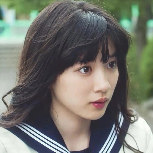 努力成为一个温柔善良的人愿你慢慢长成一个温柔又善良的人——不是软弱，不是迁就，而