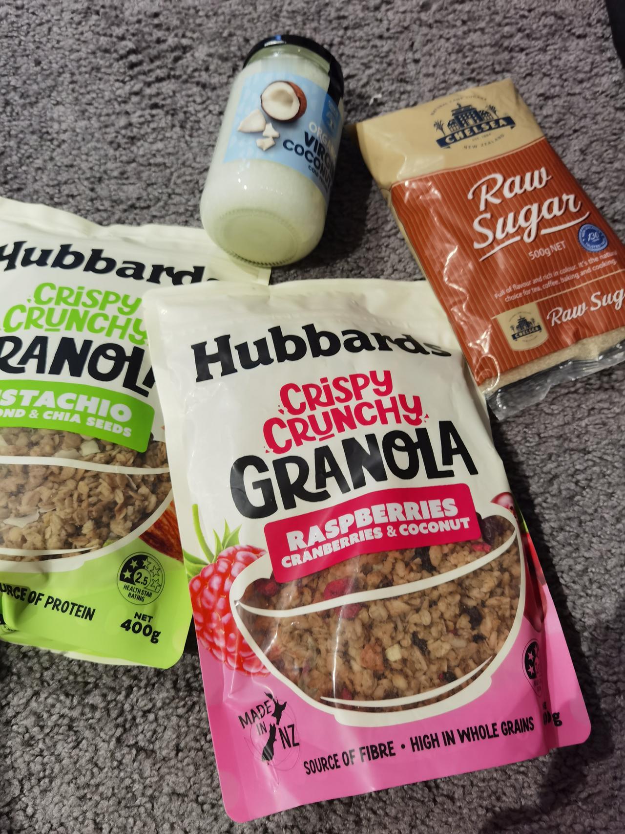 每一次来新西兰探亲，临回家前，因为爱吃，都会买好多吃的带回家。购物时，我喜欢和儿