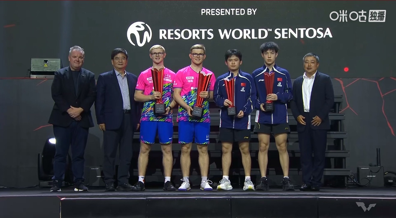 你看看这照片照的多好 谁都在