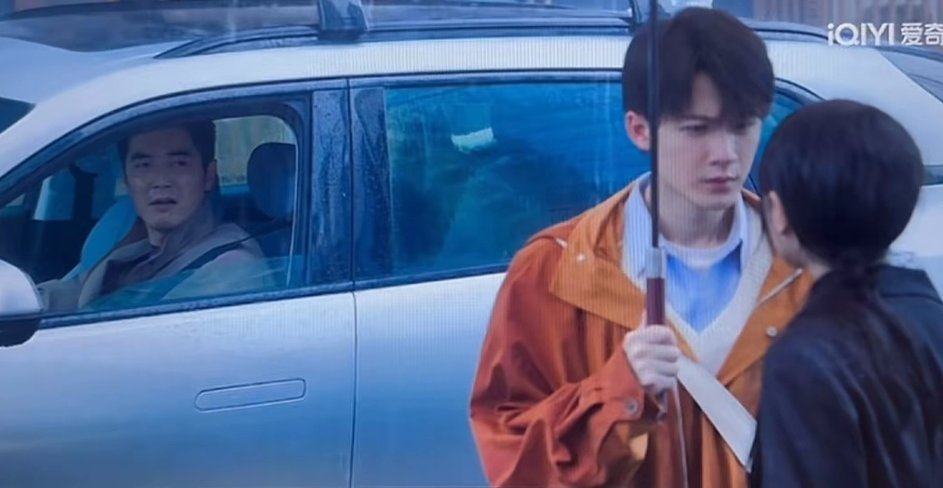 为啥好想笑[笑cry] ，不是我说老叔你这个表情…… 