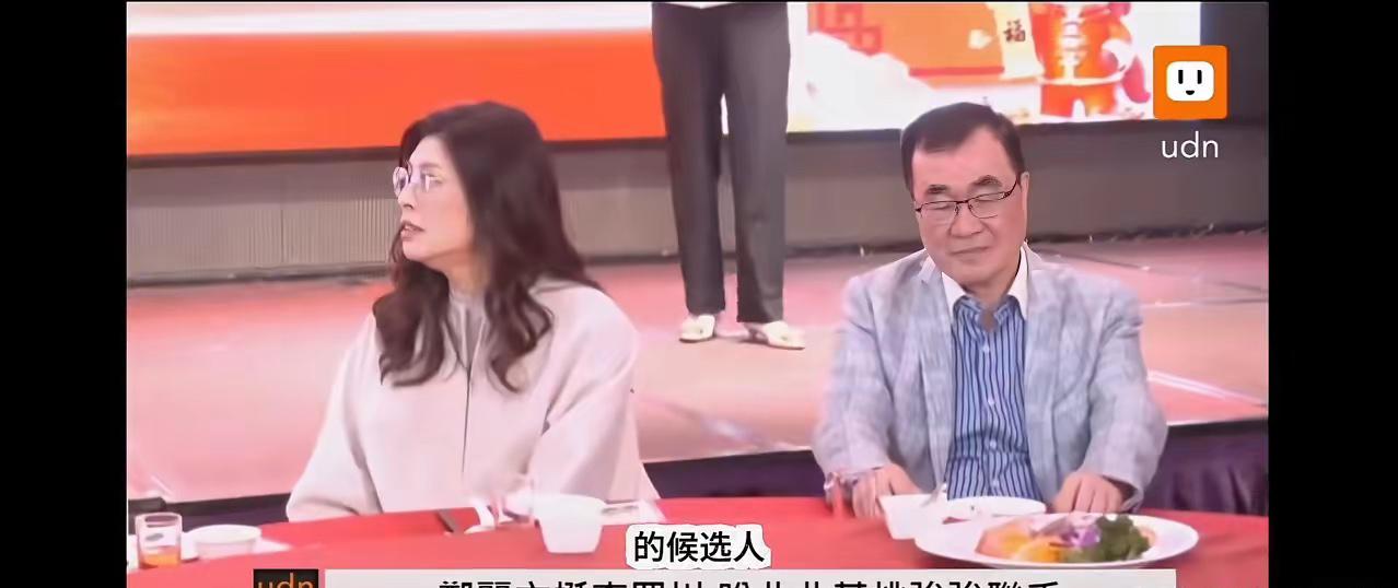 李四川与郑丽文同台后民调大增

7月20日这天，台湾"钜闻天下"抛出一份民调，李