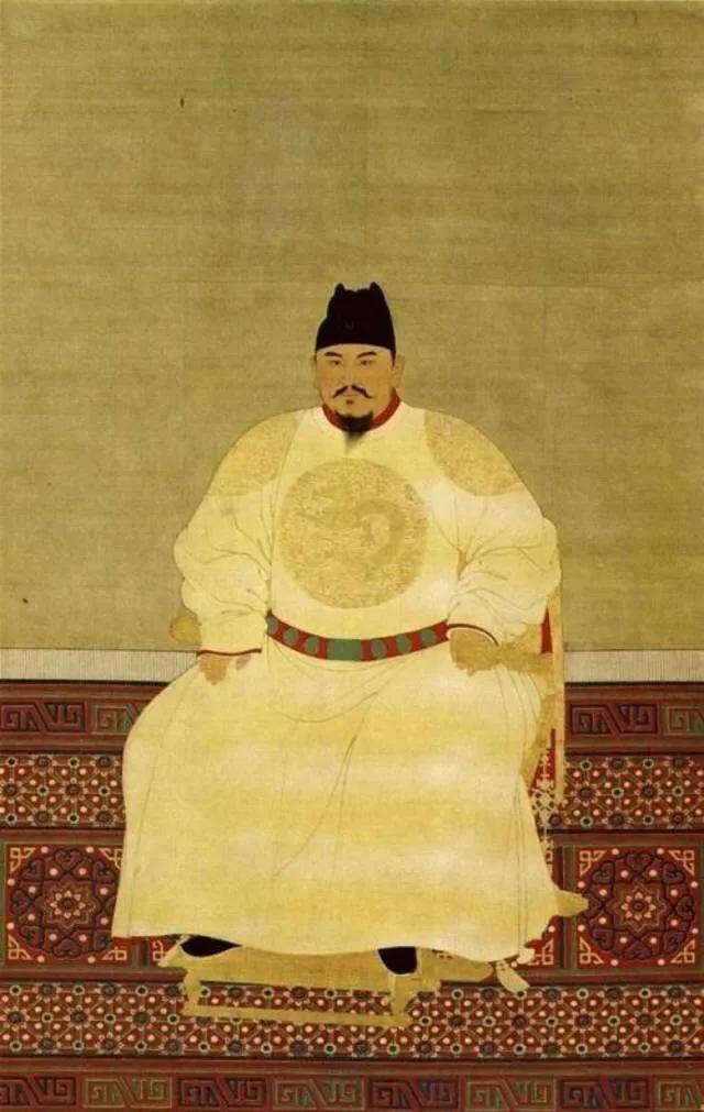 #朱元璋到底应不应该传位于朱允炆?# 从当时的情况来看，朱元璋确实不应该传位给朱
