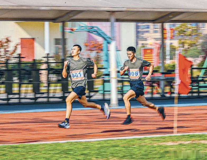 甬尚老兵的粉丝圈 【起床号 】成长是一个逐渐积累的过程，先有量变才能引发质变。脚