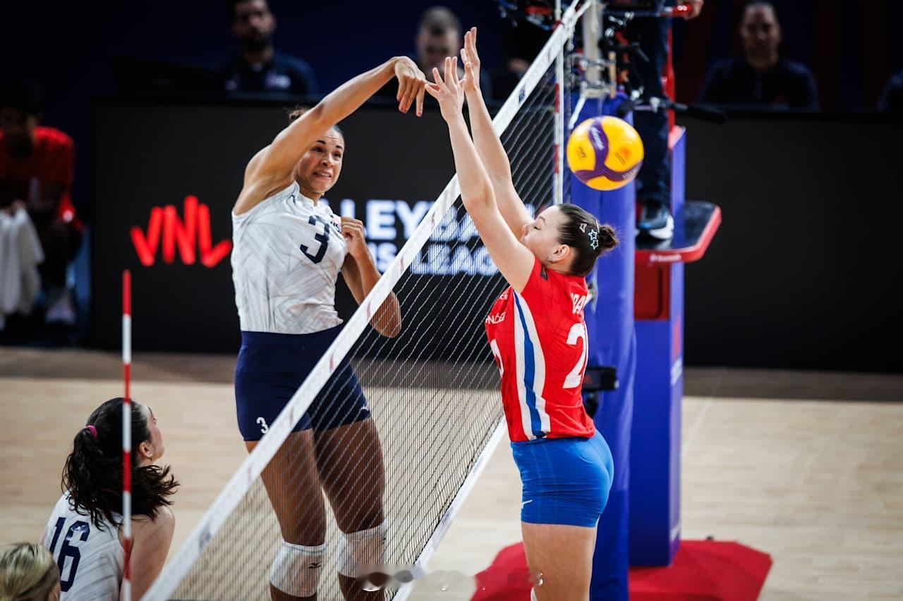 【国家女排联赛美国3-0横扫捷克】2026世界女排联赛国家排球联赛 6月18日菲