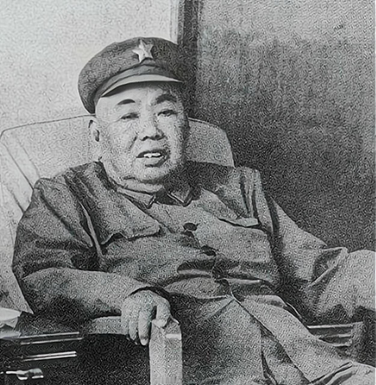 1969年，许世友利用进京参会机会，将其认错信转交毛主席并主动说“别人不要我要”