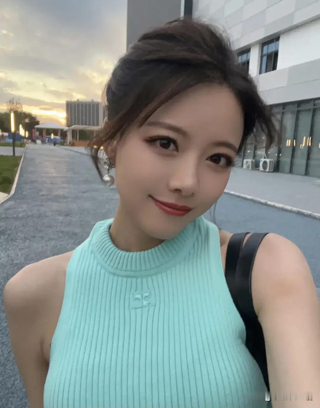 这种女人，做你的老婆，不要彩礼，你能驾驭吗，评论区聊聊你的看法？