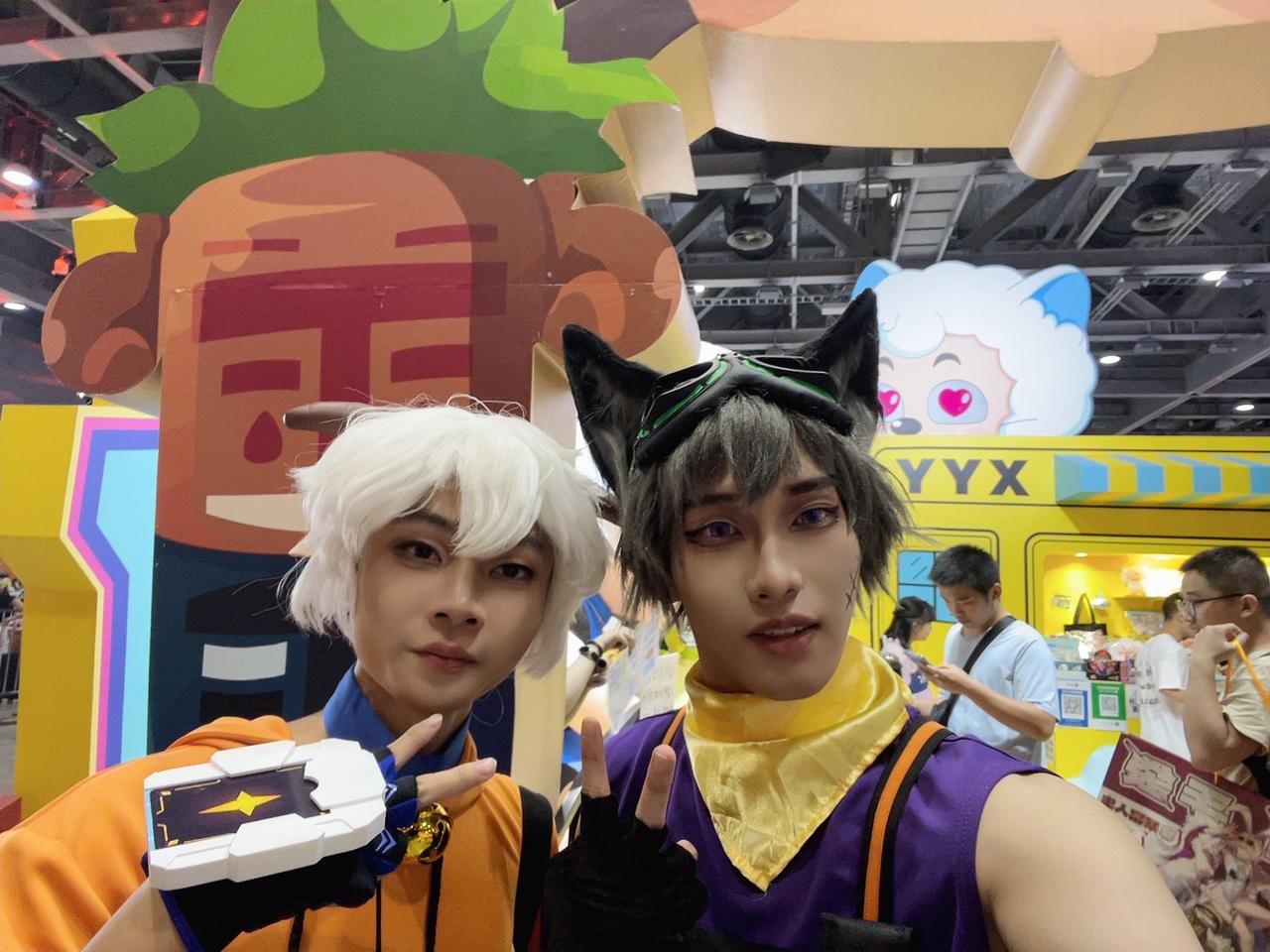 这一次去羊村旅游虽然大家见面的时间很短暂，但是真的很开心，各位老师cos的也很欢