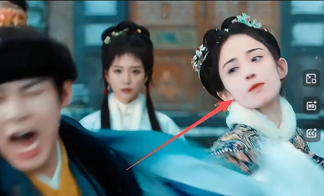 条件不符别尬演卧底！被骂了十年“花瓶”，挤眉弄眼扭屁股的娜扎，一下子揭开了内娱的