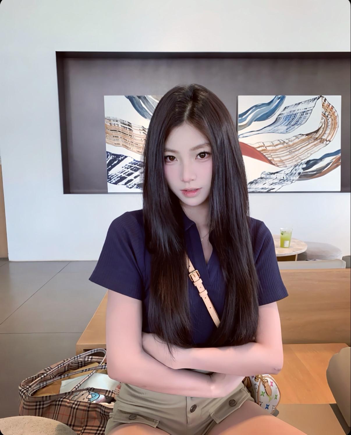 她大我三岁 有着大姐姐的干脆