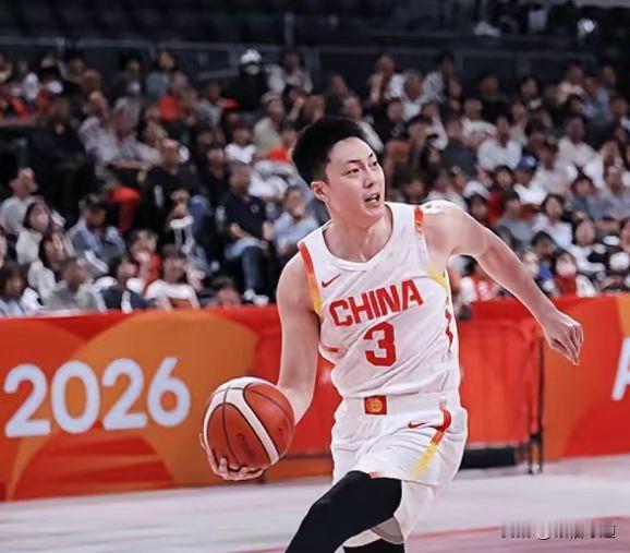 战伊朗争铜牌，中国男篮胜算如何？预测郭导还是会派出最强阵容，全力争胜，首发5虎后