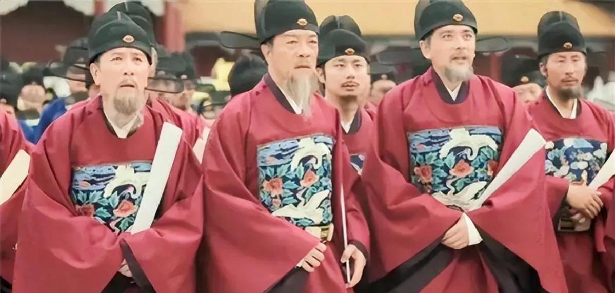 吏部尚书、兵部尚书、户部尚书，谁的地位高？答案跟你想的不一样

在三国乱世的纷扰