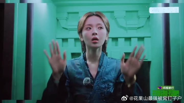 杨超越一天两个综艺杨超越综艺好多从普通观众视角来看这段时间综艺选择变多，既能在美