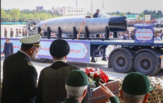 外媒都在传说48小时就有可能开打，伊朗怎么还不赶快先发制人，把导弹全打出去。光等