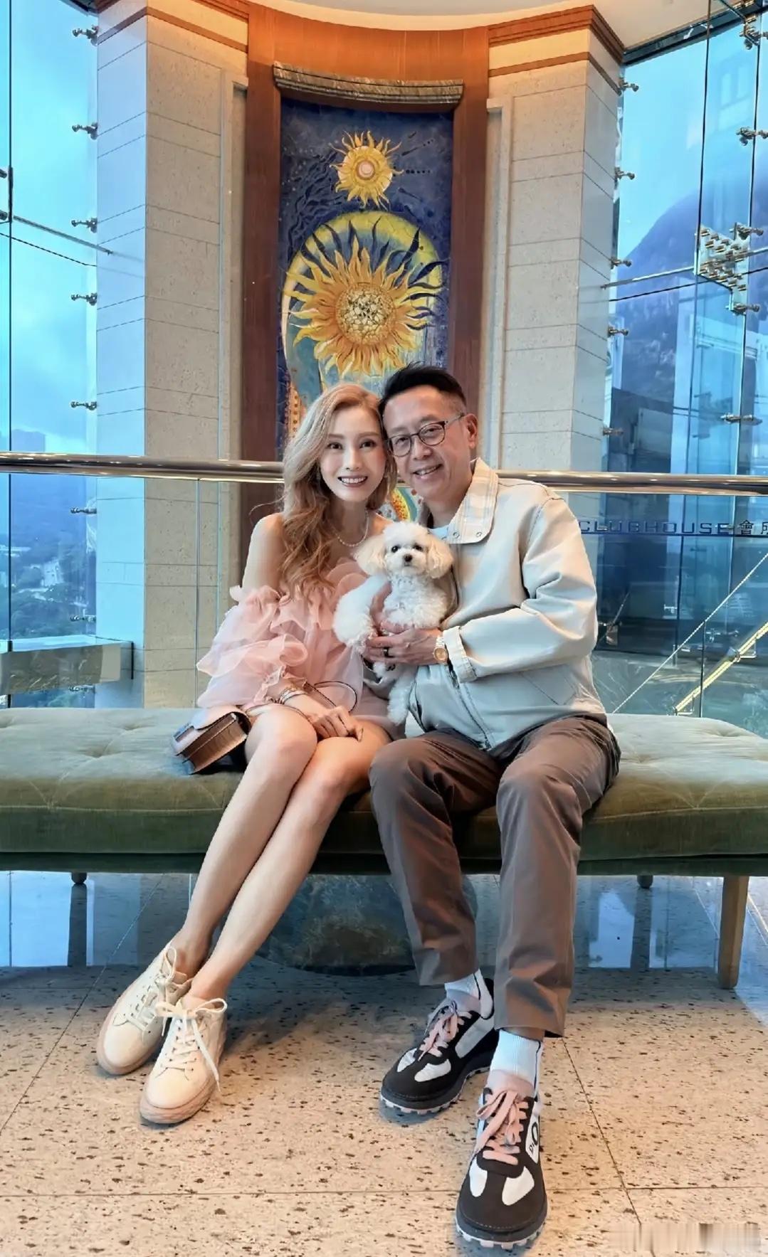 名媛闺蜜为李嘉欣柳王明琪庆生，林恬儿陈易遥都在，画面很养眼！ 