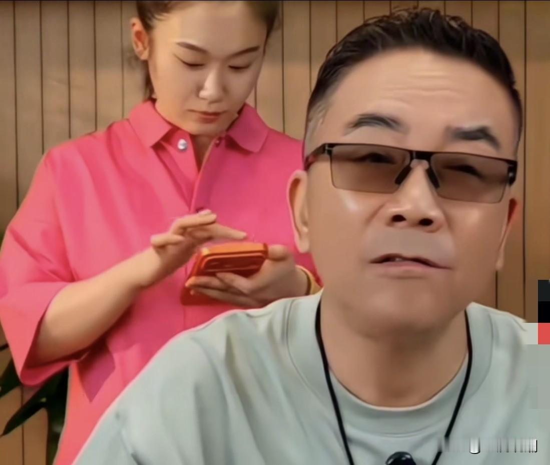 郭德纲出事以后，他的搭档、徒弟、同行都鲜有人发声？

我看到的只有天津这个杨议在