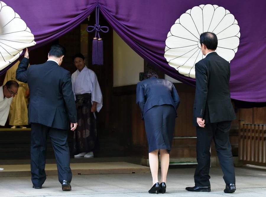 公开权威信息中，仅记录了2026年7月高市早苗访印期间，为莫迪演奏印度传统乐器桑