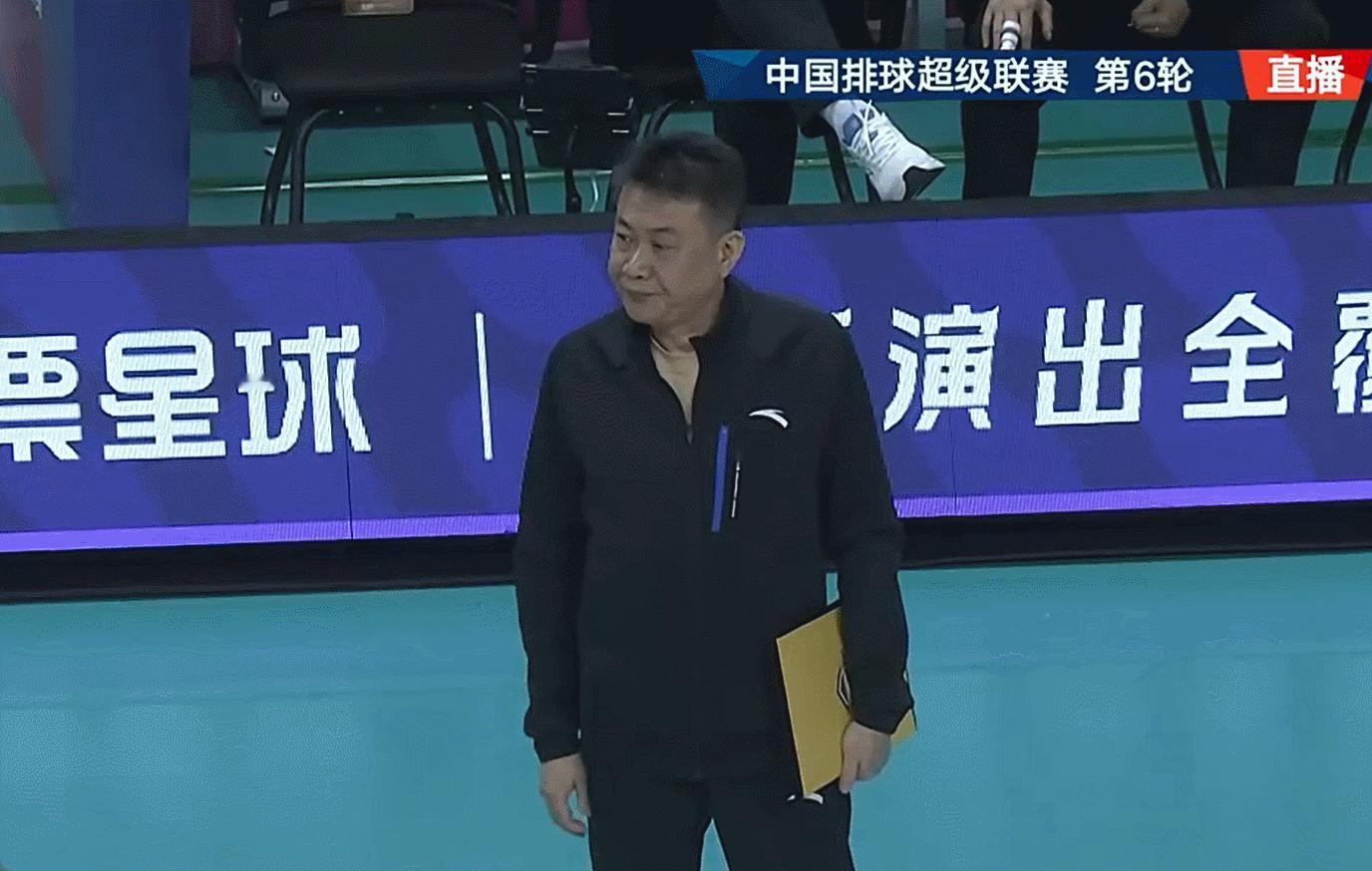 排超联赛2025-2026中国排球超级联赛第一局：上海女排25-23北京女排 最