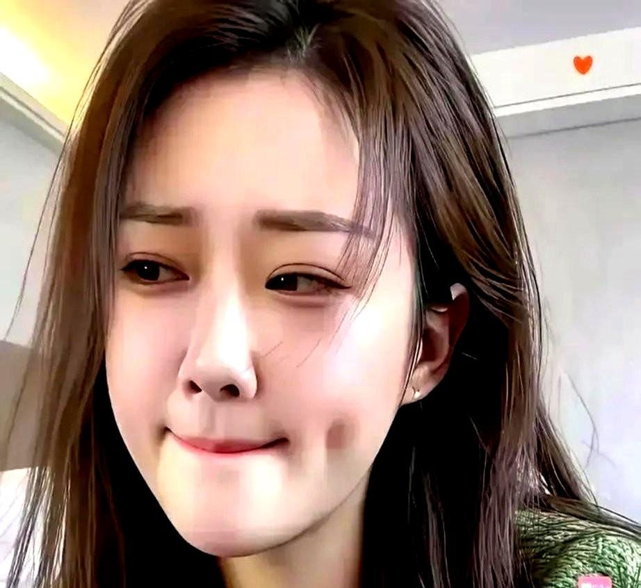 我闺蜜，28岁，外企市场总监，昨儿去相亲，又被“吓跑”了一个
男的坐了8分钟，撂