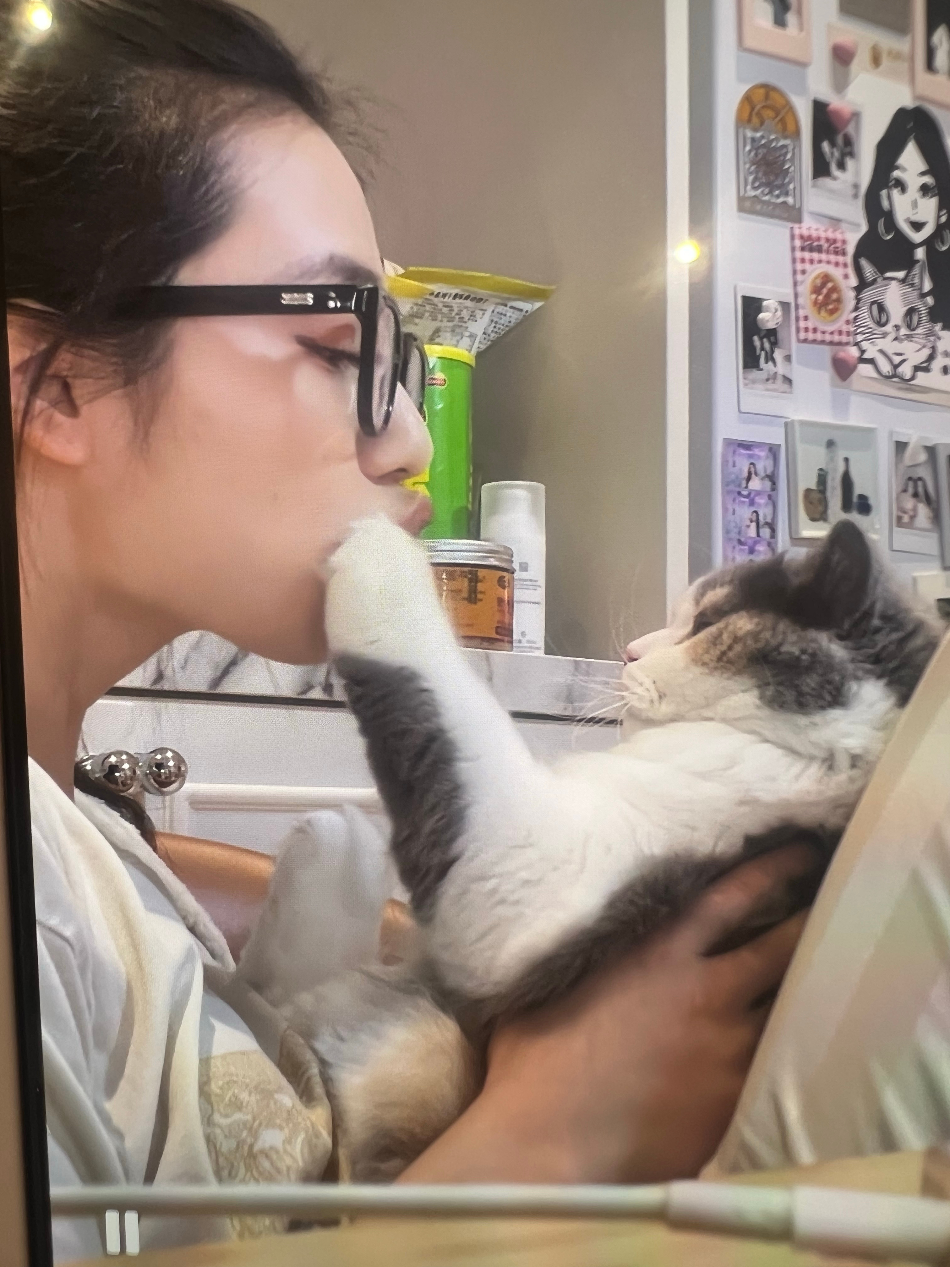 可爱可爱可爱 ​​​