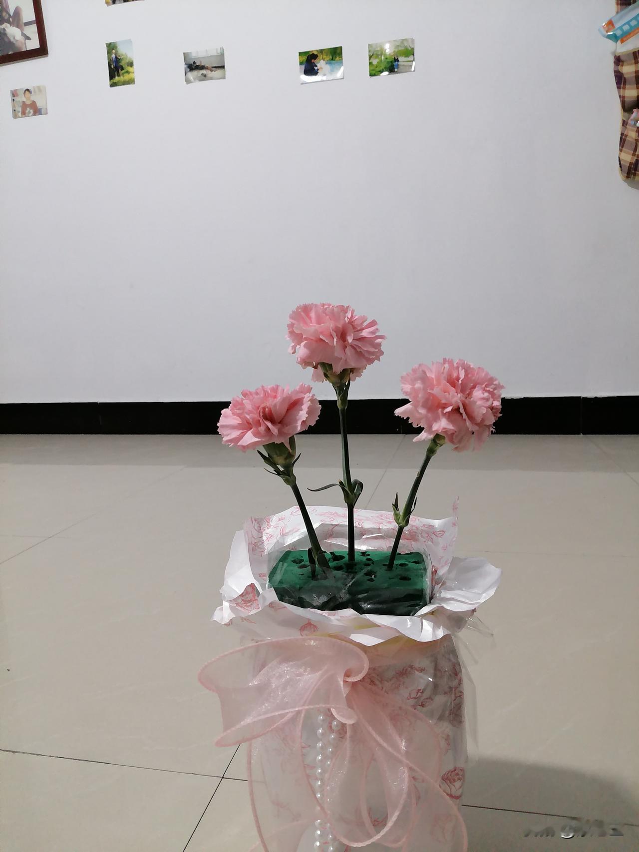 姐姐终于把公寓租下来。

我大姐这一天都在老家租公寓。昨天上午，我和姐姐看了一个