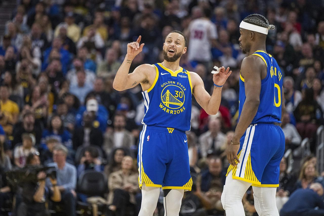 NBA的著名记者沙姆斯在谈到追梦格林续约勇士队的时候表示，格林签下了一年2770
