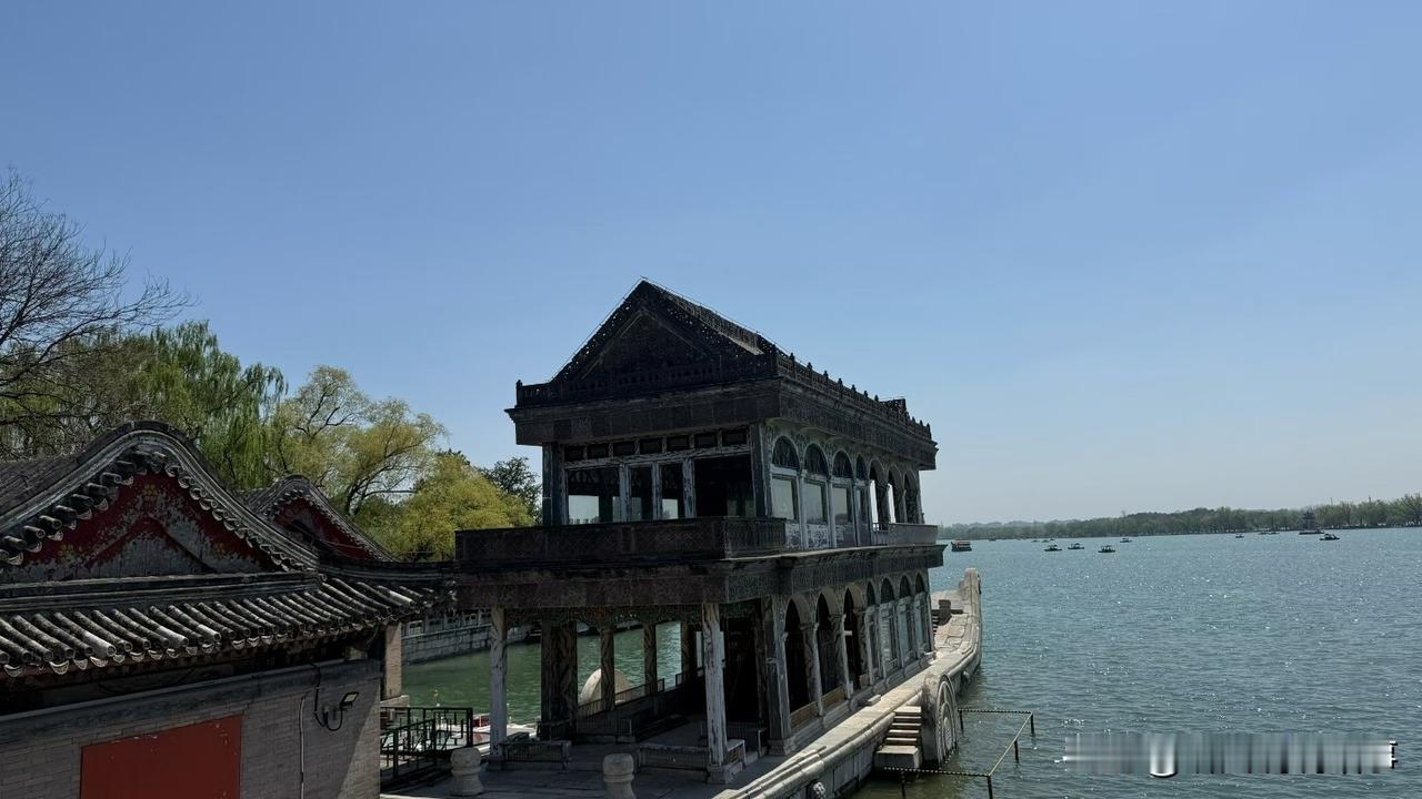 [锦鲤到来]很多女性同学朋友都在朋友圈晒娃

以为他们过得很幸福

有些东西是表