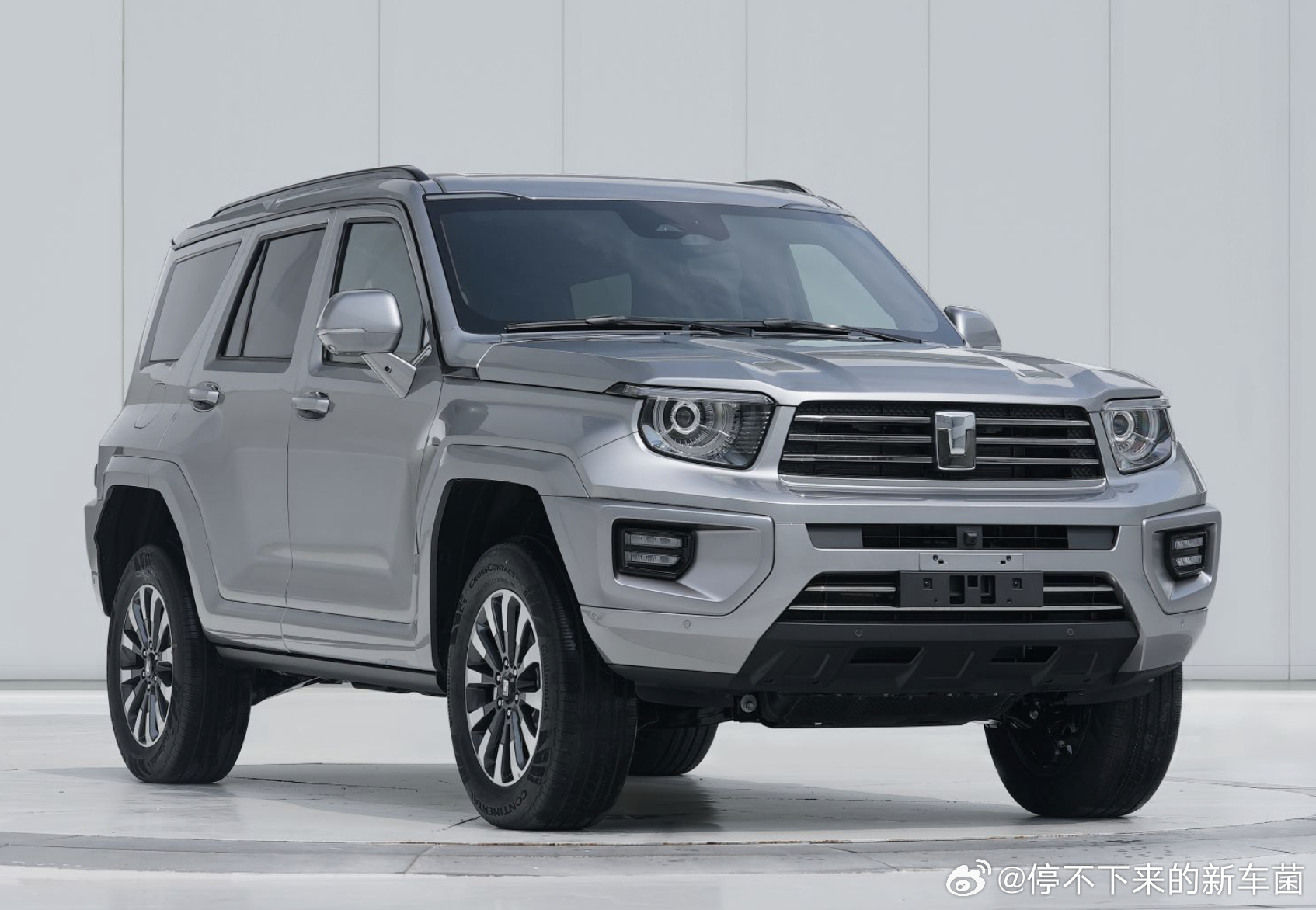 #这是你要的潮车吗# 坦克700 Hi4-T普通版、特别版申报图#汽车# ​​​